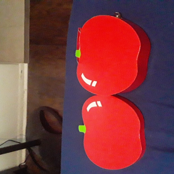 NWOT Apple Bag - Picture 5 of 8